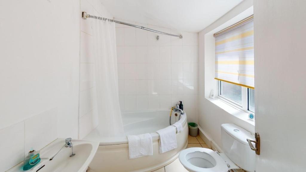 Northfield Eejs Beautiful 2 Bed Home מראה חיצוני תמונה